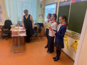 Подробнее о статье 👌Сегодня стартовала предметная неделя начальной школы под девизом: «Сегодня Орлята, а завтра — Орлы, традициям Родины будем верны!»